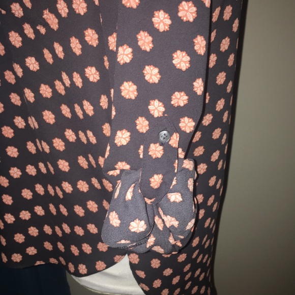 🌸Loft Blouse Small - Picture 4 of 5